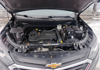Подержанный автомобиль Chevrolet Equinox 2020 года (11 фото)