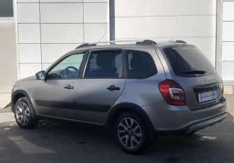 Подержанный автомобиль LADA (ВАЗ) Granta Wagon 2020 года (7 фото)