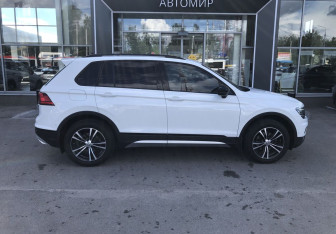 Подержанный автомобиль Volkswagen Tiguan 2019 года (4 фото)