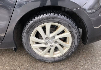 Подержанный автомобиль Mazda 3 Sedan 2012 года (16 фото)