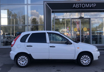 Подержанный автомобиль LADA (ВАЗ) Kalina Hatchback 2013 года (4 фото)