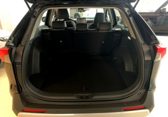 Новый Toyota RAV4 2025 (8 фото)