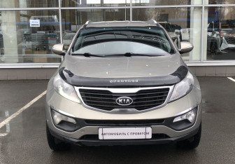 Подержанный автомобиль Kia Sportage 2012 года (2 фото)