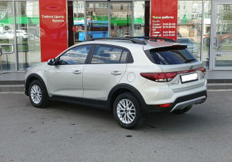 Подержанный автомобиль Kia Rio Hatchback 2019 года (7 фото)