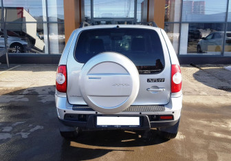 Подержанный автомобиль Chevrolet Niva 2018 года (6 фото)