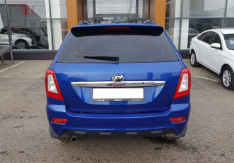 Подержанный автомобиль Lifan X60 2014 года (6 фото)