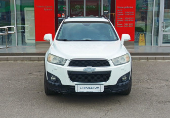 Подержанный автомобиль Chevrolet Captiva 2013 года (2 фото)