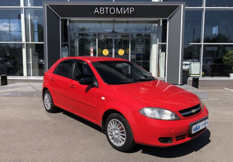 Подержанный автомобиль Chevrolet Lacetti Hatchback 2006 года (3 фото)