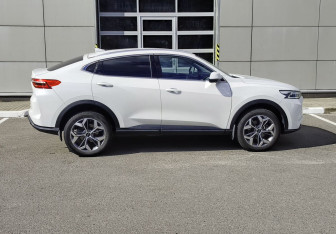 Подержанный автомобиль Haval F7x 2023 года (4 фото)