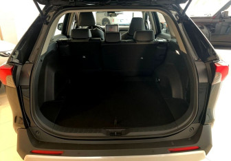 Новый Toyota RAV4 2025 (8 фото)