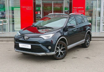 Подержанный автомобиль Toyota RAV4 2016 года (1 фото)
