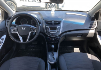 Подержанный автомобиль Hyundai Solaris Sedan 2014 года (10 фото)