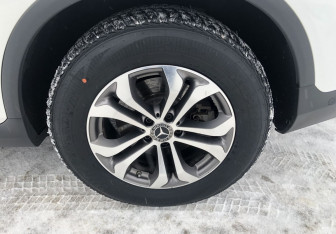 Подержанный автомобиль Mercedes-Benz GLC Coupe 2018 года (16 фото)