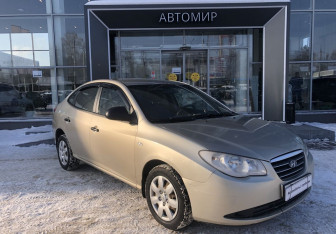 Подержанный автомобиль Hyundai Elantra Sedan 2006 года (3 фото)