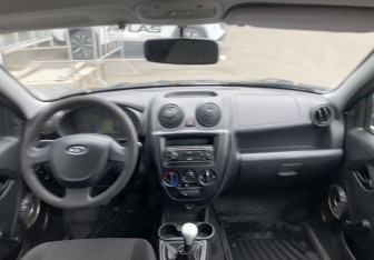 Подержанный автомобиль LADA (ВАЗ) Granta Liftback 2015 года (10 фото)