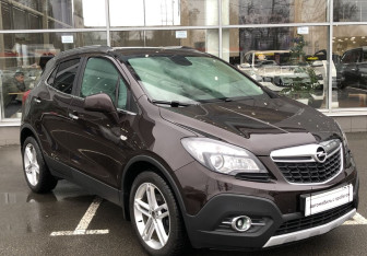 Подержанный автомобиль Opel Mokka 2012 года (3 фото)