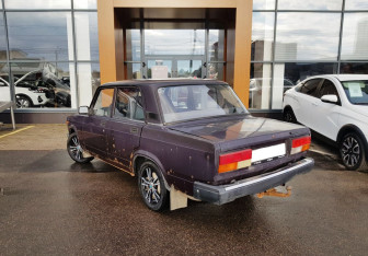 Подержанный автомобиль LADA (ВАЗ) 2107 2009 года (7 фото)