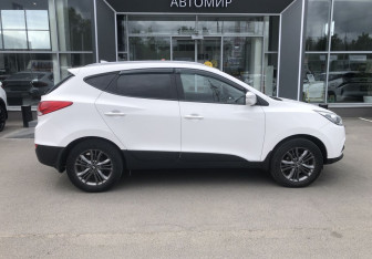 Подержанный автомобиль Hyundai ix35 2013 года (4 фото)