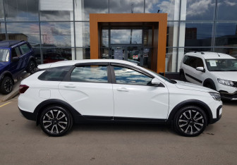 Подержанный автомобиль LADA (ВАЗ) Vesta Wagon 2024 года (4 фото)