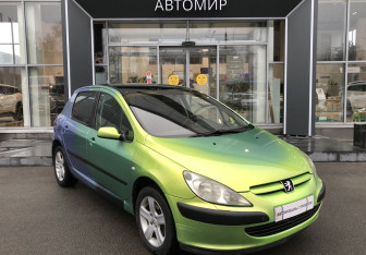 Подержанный автомобиль Peugeot 307 Hatchback 2002 года (3 фото)