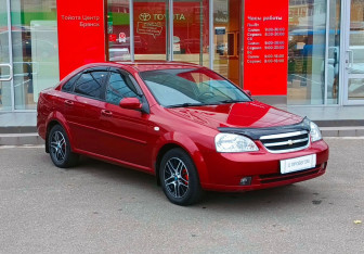 Подержанный автомобиль Chevrolet Lacetti Sedan 2008 года (3 фото)