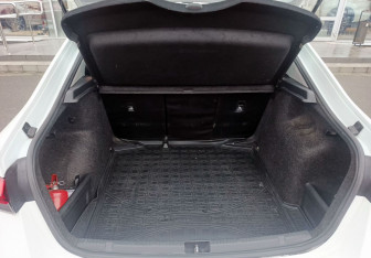 Подержанный автомобиль Skoda Rapid Liftback 2020 года (12 фото)