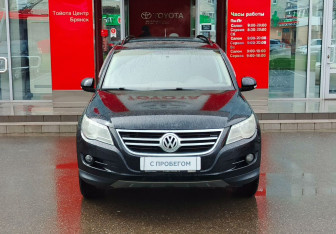 Подержанный автомобиль Volkswagen Tiguan 2010 года (2 фото)