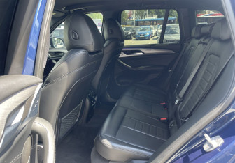 Подержанный автомобиль BMW X3 2019 года (11 фото)