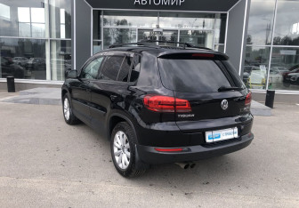 Подержанный автомобиль Volkswagen Tiguan 2016 года (7 фото)