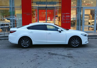 Подержанный автомобиль Mazda 6 Sedan 2023 года (4 фото)