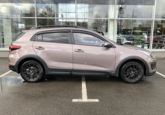 Подержанный автомобиль Kia Rio Hatchback 2018 года (4 фото)