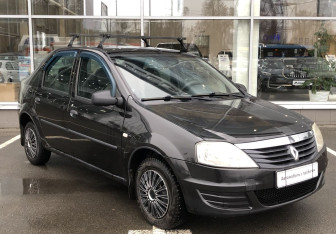 Подержанный автомобиль Renault Logan Sedan 2012 года (3 фото)