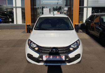 Подержанный автомобиль LADA (ВАЗ) Granta Liftback 2021 года (2 фото)