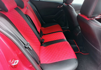 Подержанный автомобиль Mazda 3 Sedan 2013 года (16 фото)