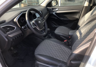 Подержанный автомобиль LADA (ВАЗ) Vesta Sedan 2023 года (9 фото)