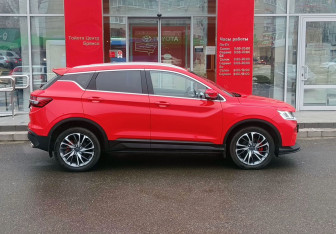 Подержанный автомобиль Geely Coolray 2022 года (4 фото)