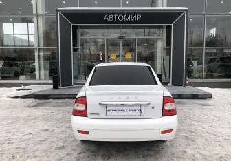 Подержанный автомобиль LADA (ВАЗ) Priora Sedan 2013 года (6 фото)