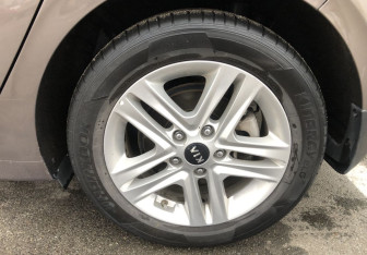 Подержанный автомобиль Kia Ceed Hatchback 2018 года (16 фото)