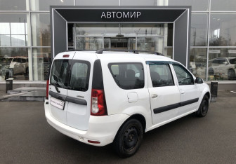 Подержанный автомобиль LADA (ВАЗ) Largus Wagon 2012 года (5 фото)