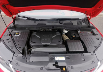 Подержанный автомобиль Geely Coolray 2022 года (11 фото)