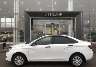 Подержанный автомобиль LADA (ВАЗ) Vesta Sedan 2017 года (8 фото)