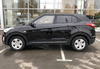 Подержанный автомобиль Hyundai Creta 2017 года (8 фото)