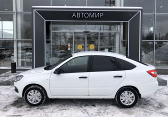 Подержанный автомобиль LADA (ВАЗ) Granta Liftback 2019 года (8 фото)