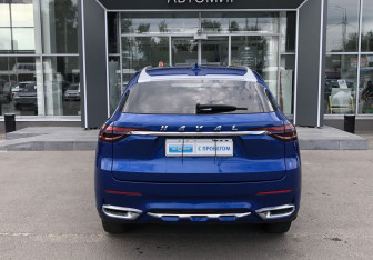 Подержанный автомобиль Haval F7 2019 года (6 фото)