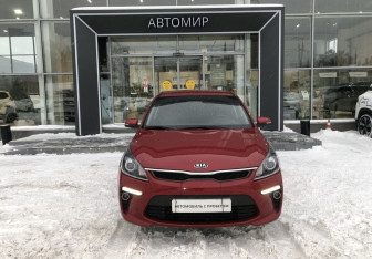 Подержанный автомобиль Kia Rio Sedan 2019 года (2 фото)