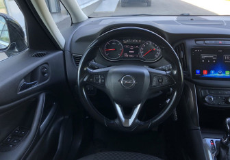 Подержанный автомобиль Opel Zafira Minivan 2016 года (12 фото)