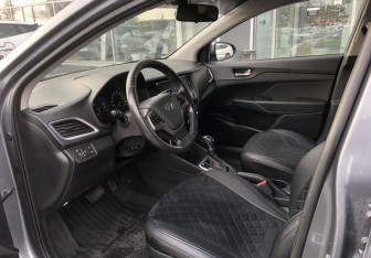 Подержанный автомобиль Hyundai Solaris Sedan 2017 года (9 фото)