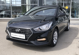 Подержанный автомобиль Hyundai Solaris Sedan 2017 года (1 фото)