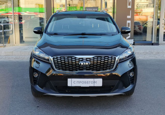 Подержанный автомобиль Kia Sorento 2019 года (2 фото)