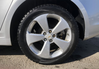 Подержанный автомобиль Chevrolet Cruze Sedan 2011 года (15 фото)